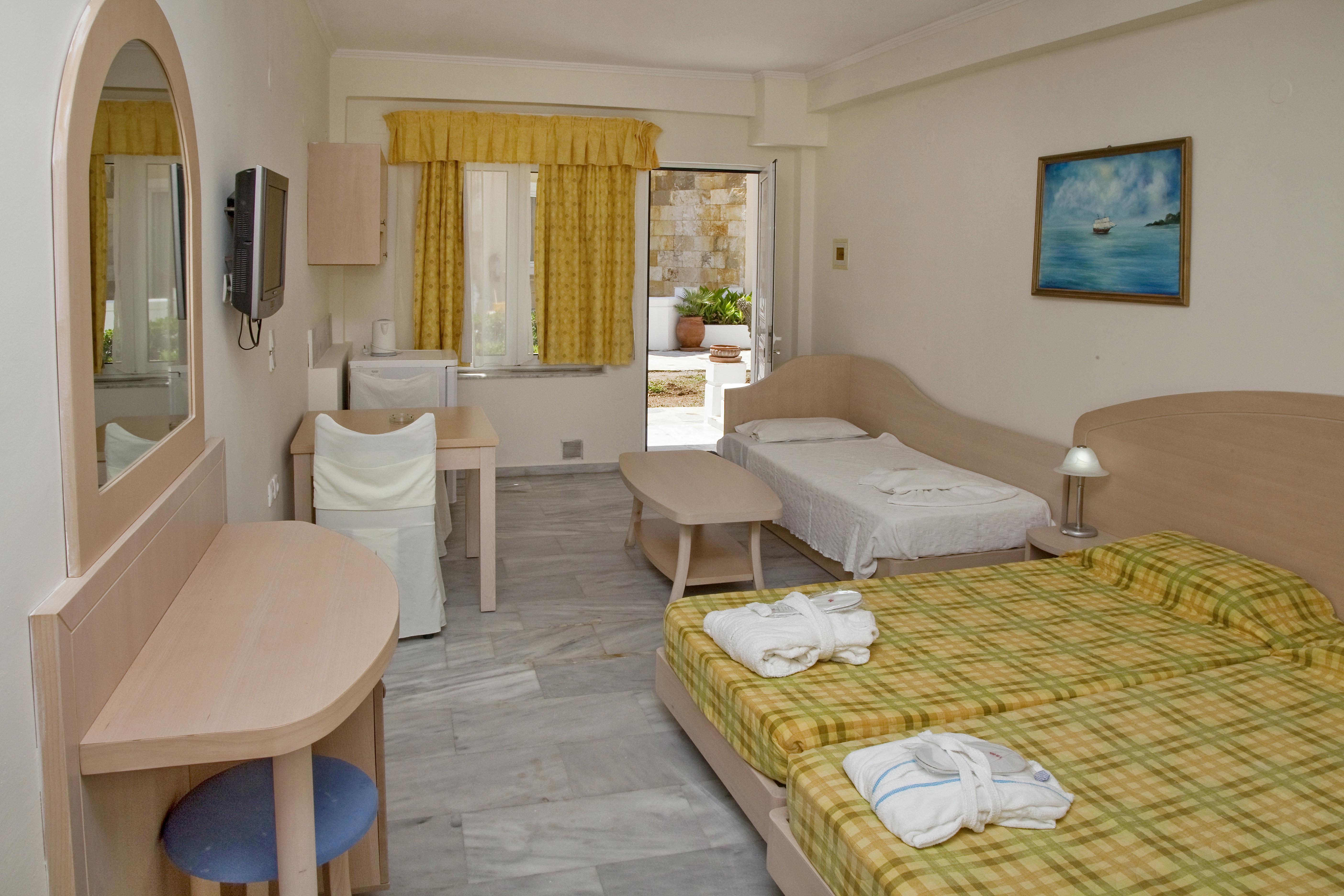 Jo An Beach Hotel Adelianos Kampos Zewnętrze zdjęcie
