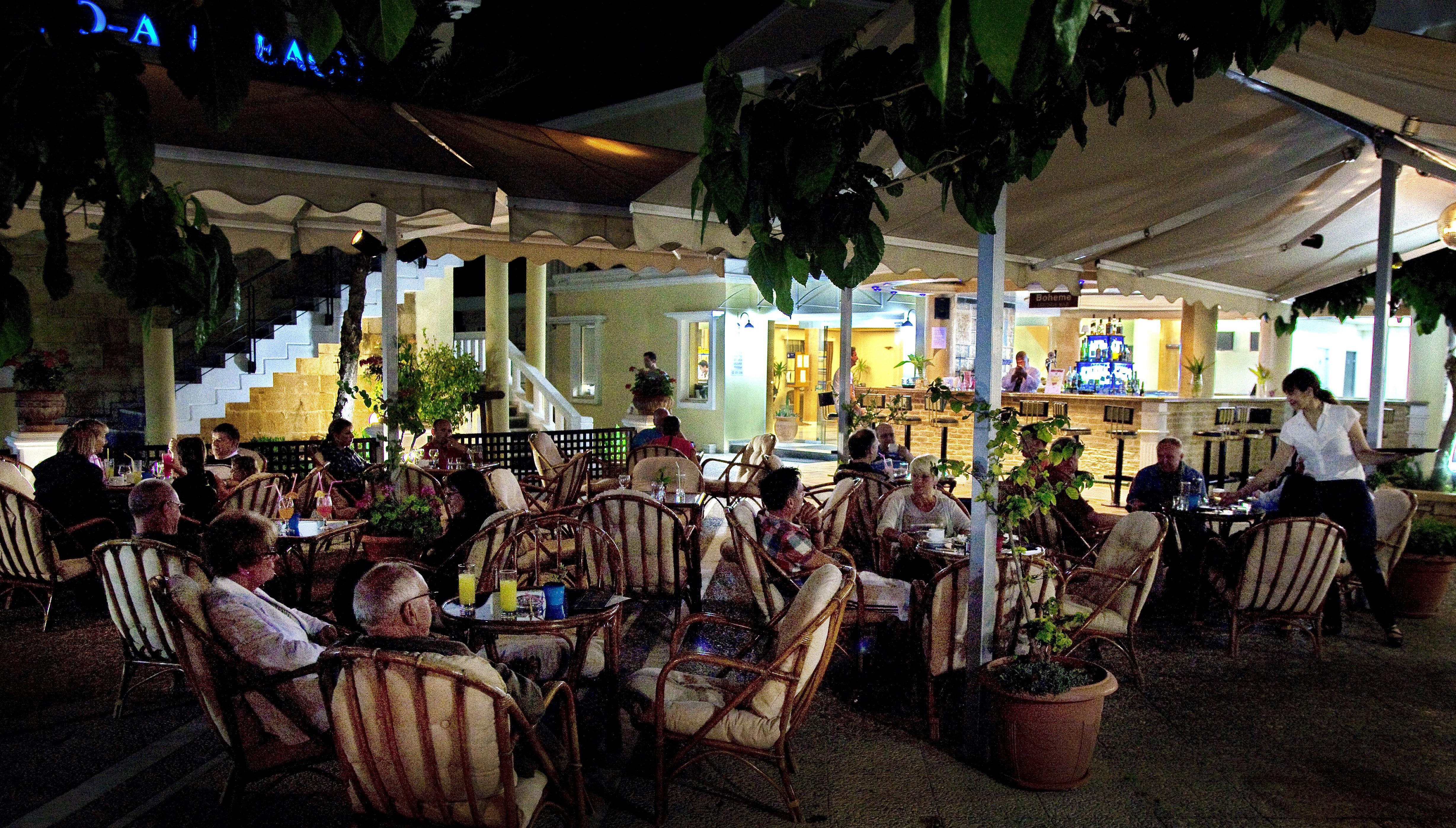 Jo An Beach Hotel Adelianos Kampos Zewnętrze zdjęcie