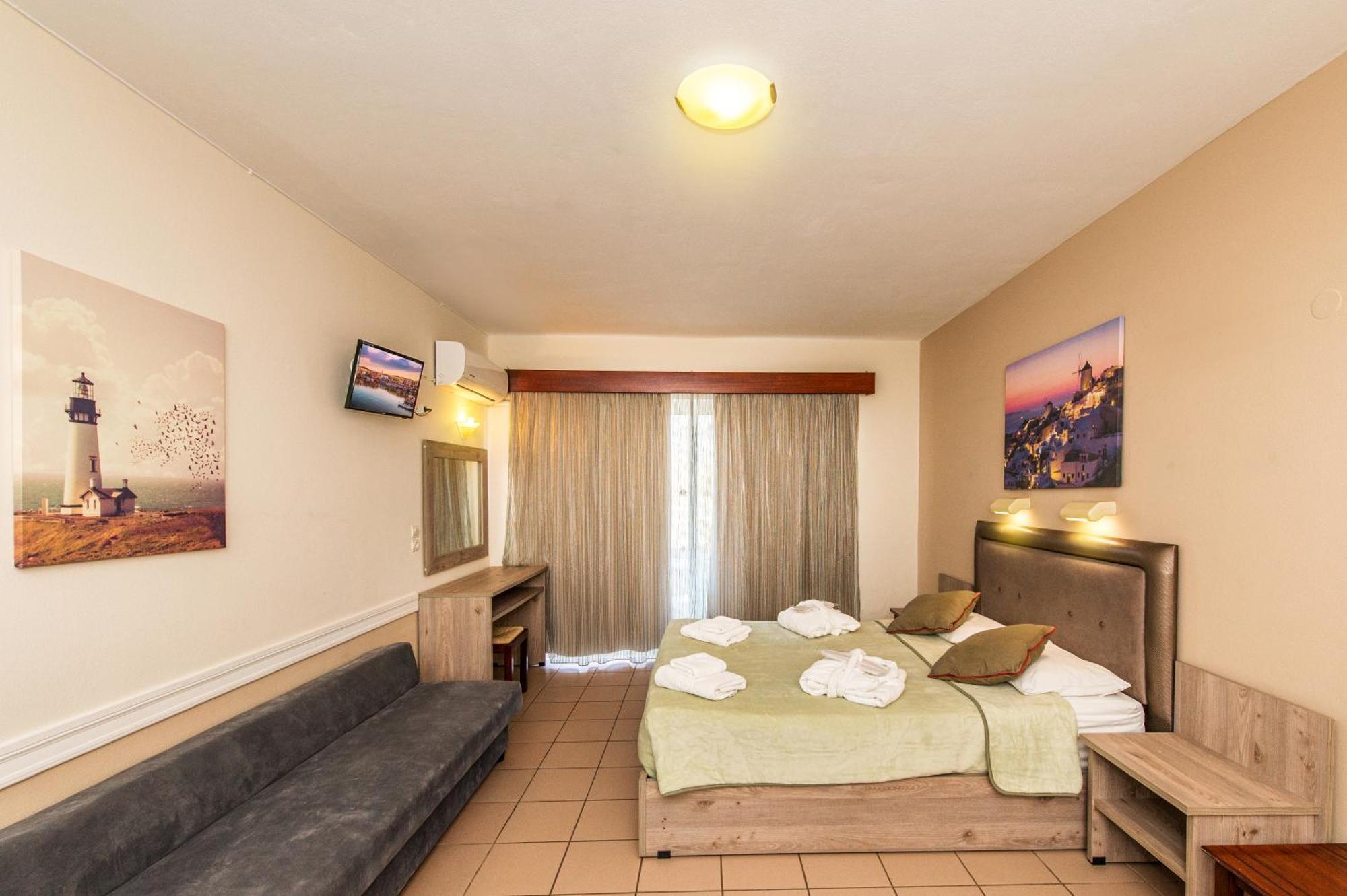 Jo An Beach Hotel Adelianos Kampos Zewnętrze zdjęcie